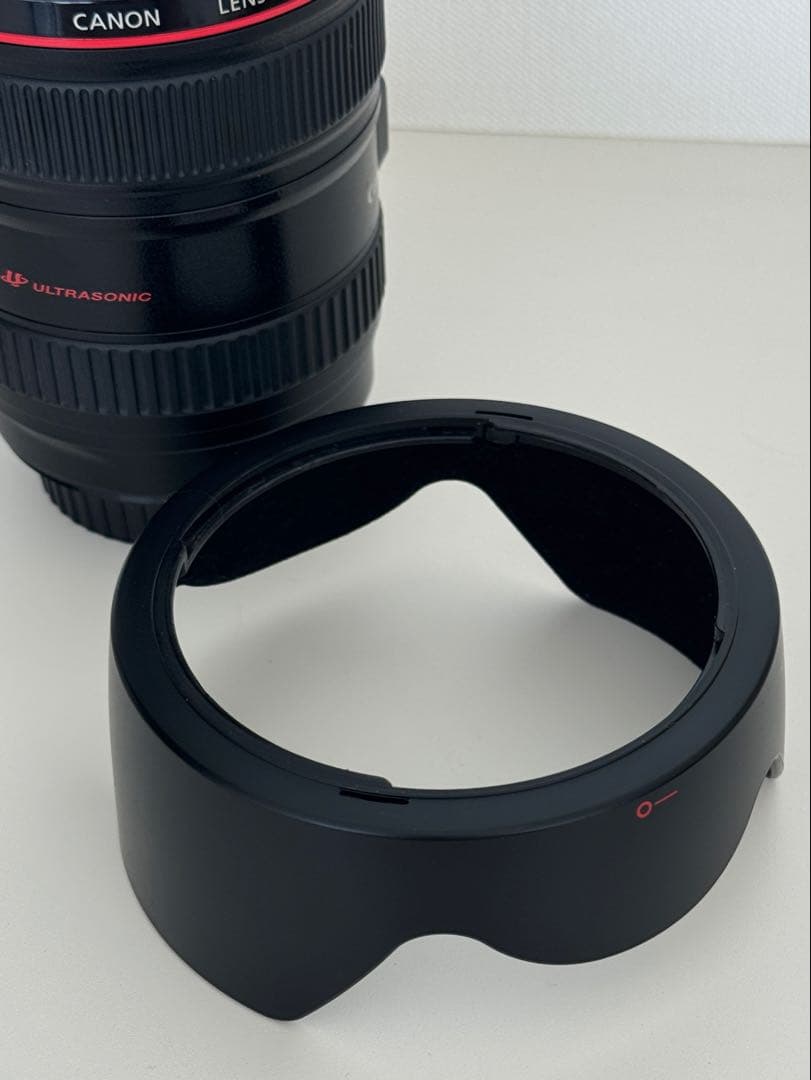 Canon EF24-105mm F4L IS USM ズームレンズ フード付
