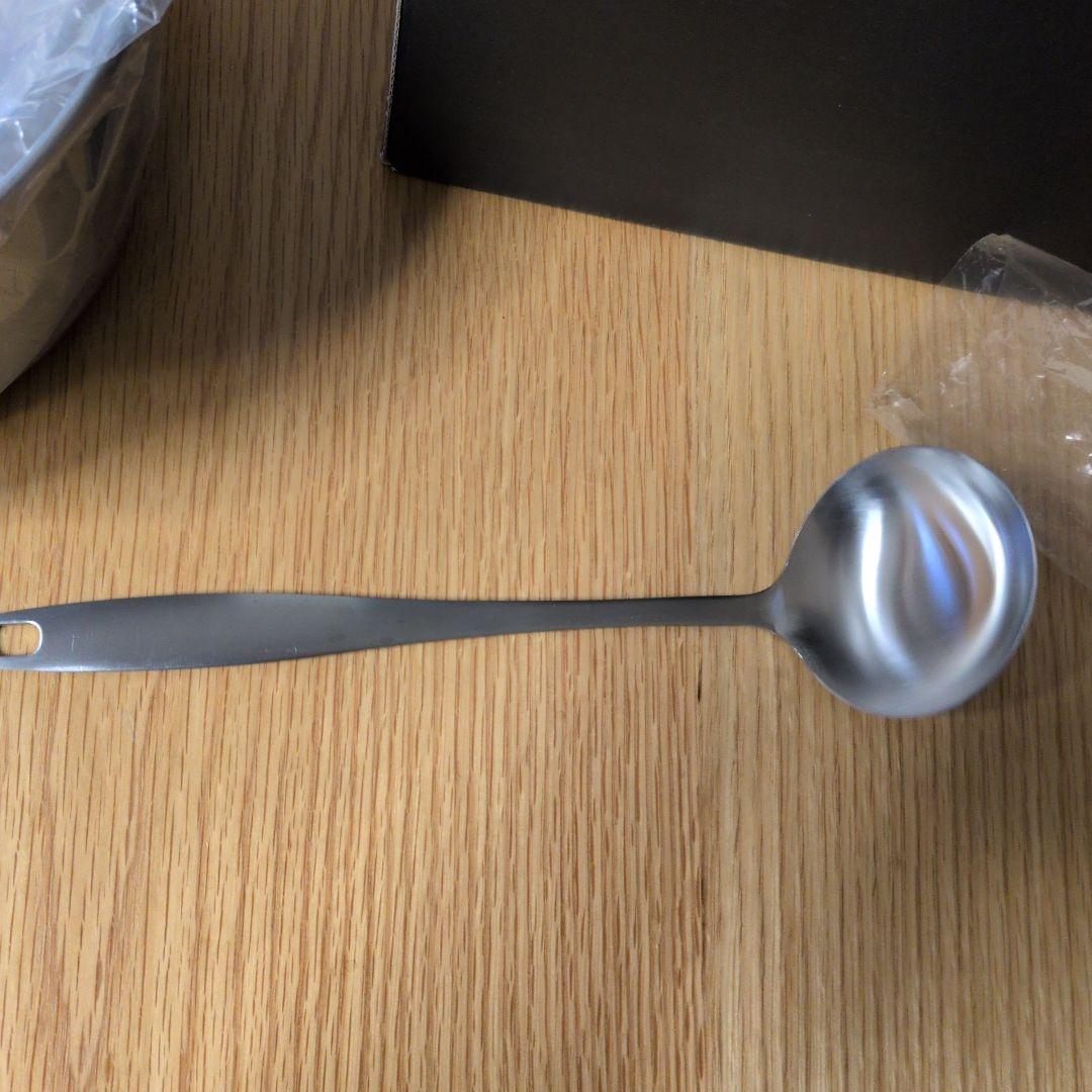 新品！燕三の両手鍋20センチ、ケトル2.5Lとサービスでステンレスお玉付！