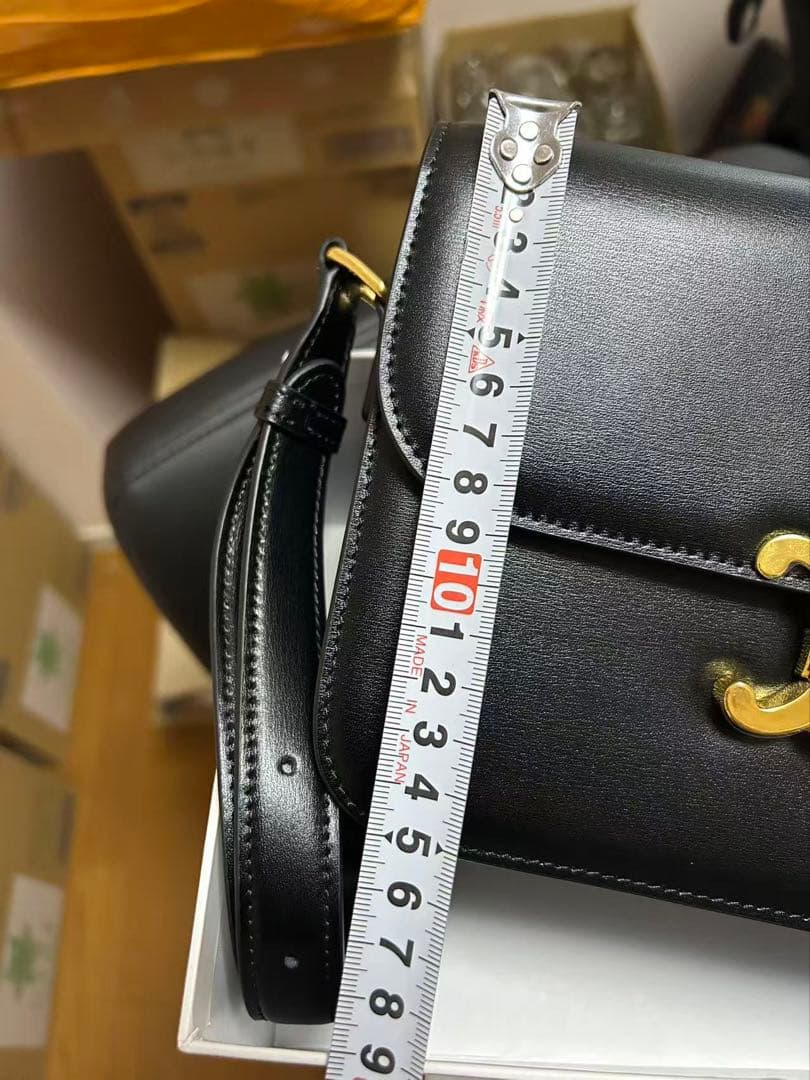 CELINE セリーヌ クラシック トリオンフ バッグ