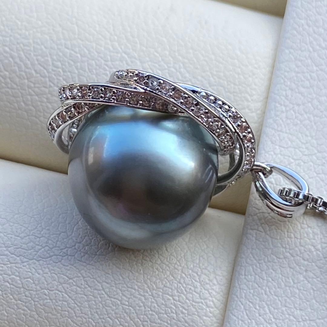 本真珠　南洋黒蝶真珠ネックレストップ　12.6mmダークグリーンPT817