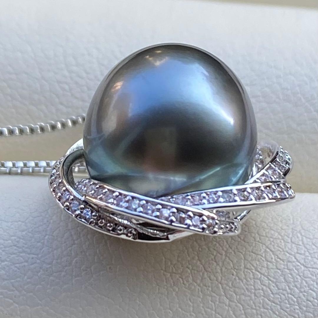 本真珠　南洋黒蝶真珠ネックレストップ　12.6mmダークグリーンPT817