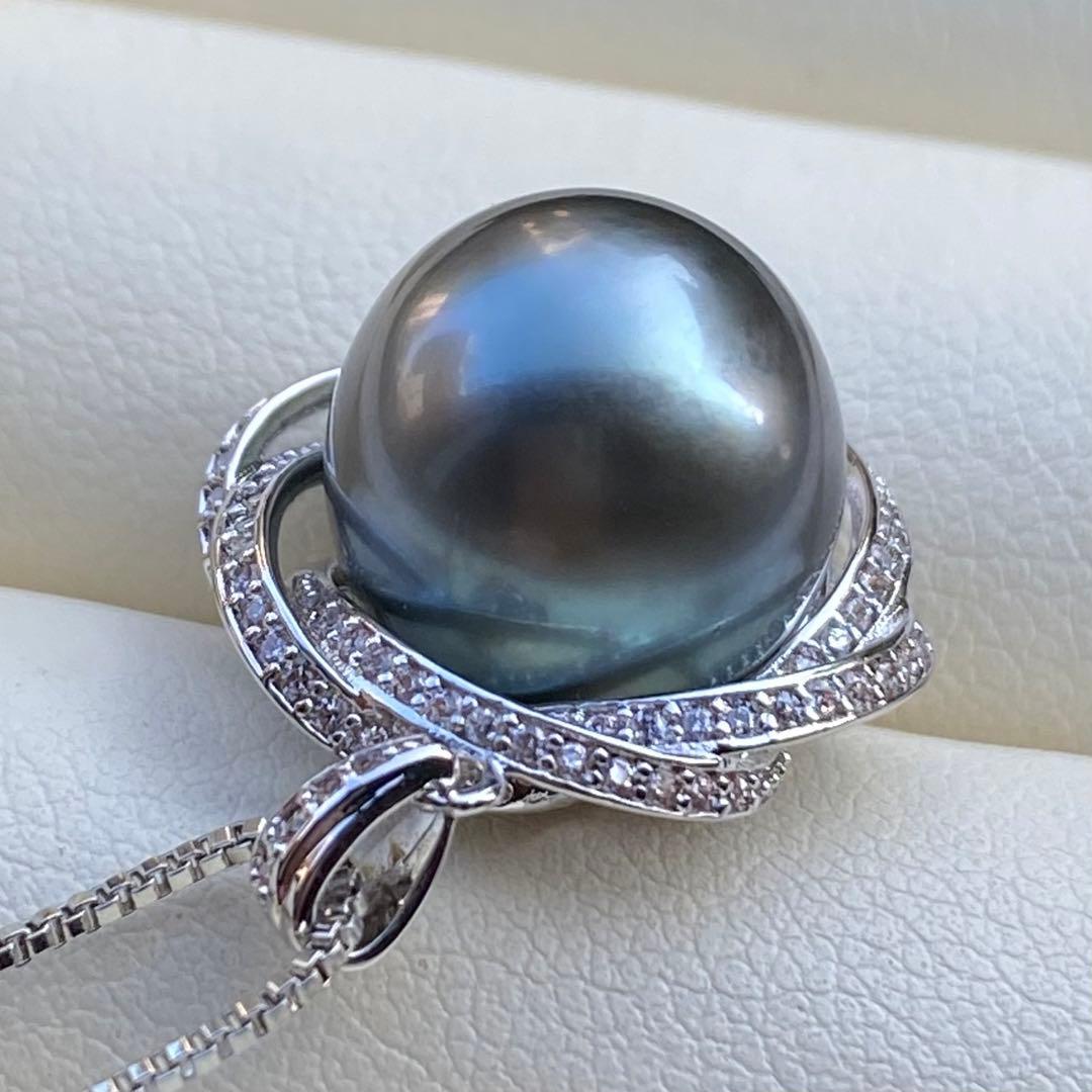 本真珠　南洋黒蝶真珠ネックレストップ　12.6mmダークグリーンPT817