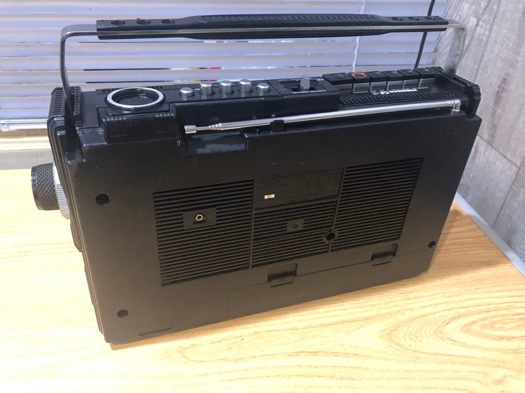 日立　TRK-5160ラジオ FM SW MW