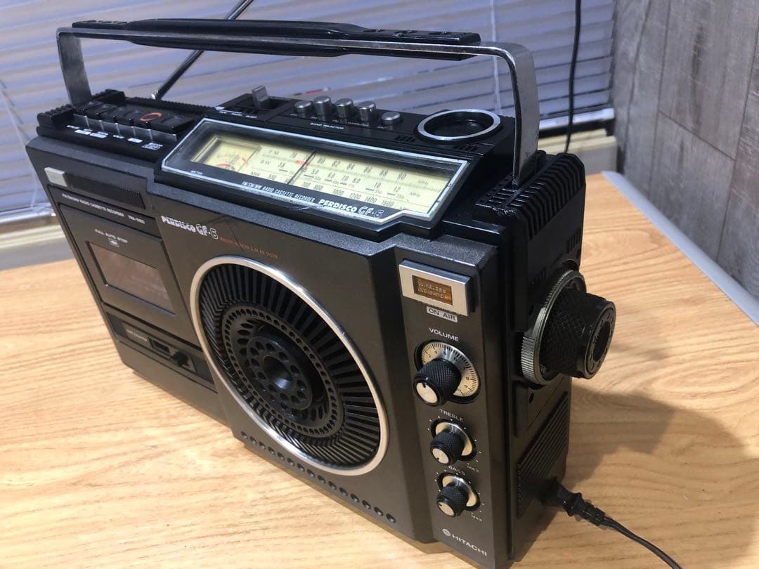 日立　TRK-5160ラジオ FM SW MW