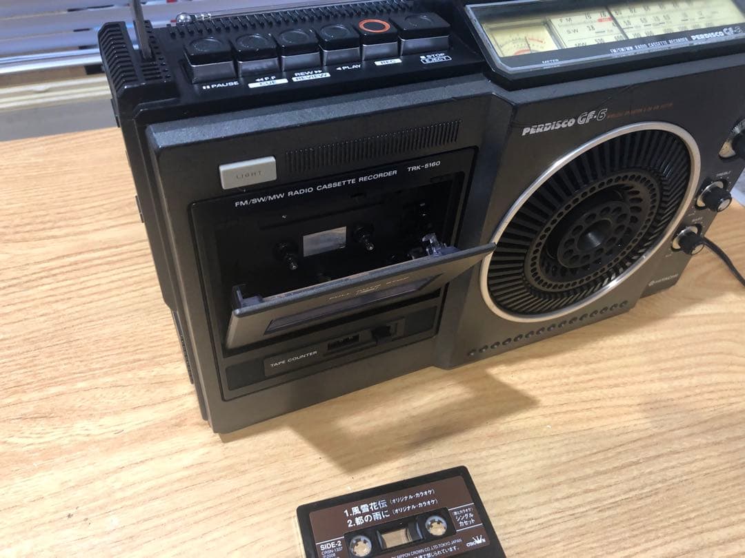 日立　TRK-5160ラジオ FM SW MW