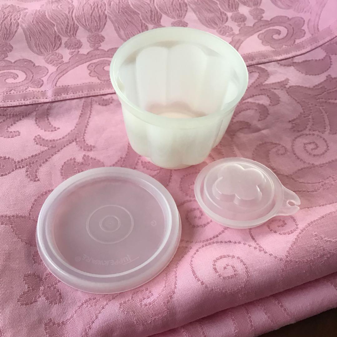 タッパーウェア　ローストチキン用　ジュレカップ　粉ふるい　シリコンベーキンシート