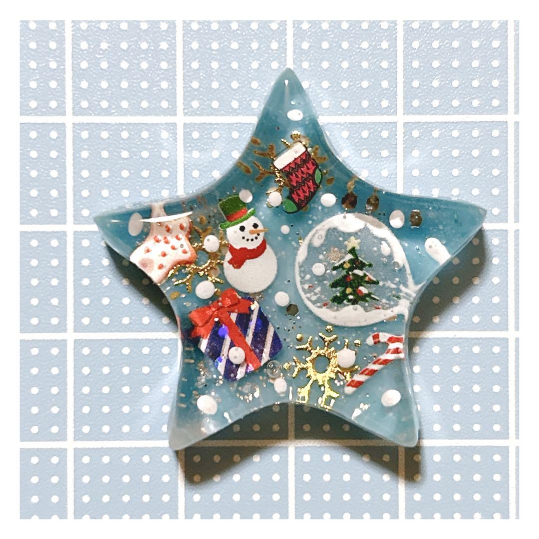 No 975❣️可愛い星型クリスマスレジンヘアゴム❣️٩(๑❛ᴗ❛๑)۶❣️