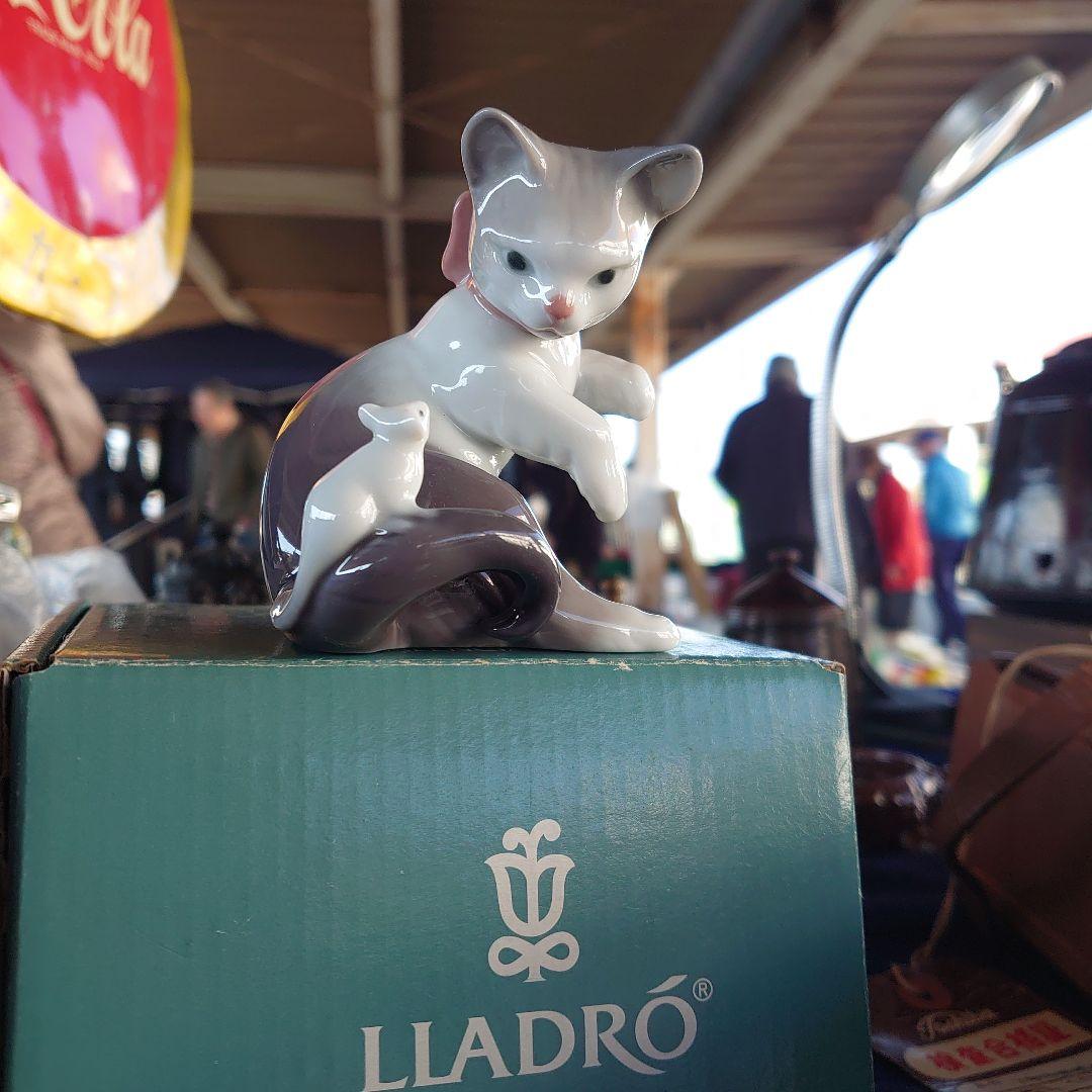 Lladroリアドロ Gatito pasmado 陶器のネコとネズミ 値下