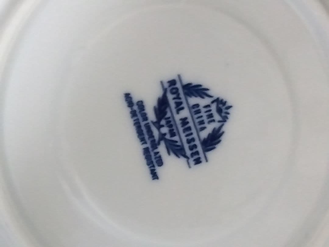 ロイヤルマイセン　カップ＆ソーサー、ボウル、プレート　36pc