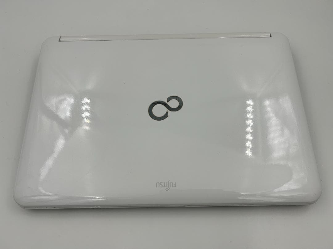 ノートパソコン windows11 オフィス付き core i7 AH53/KW