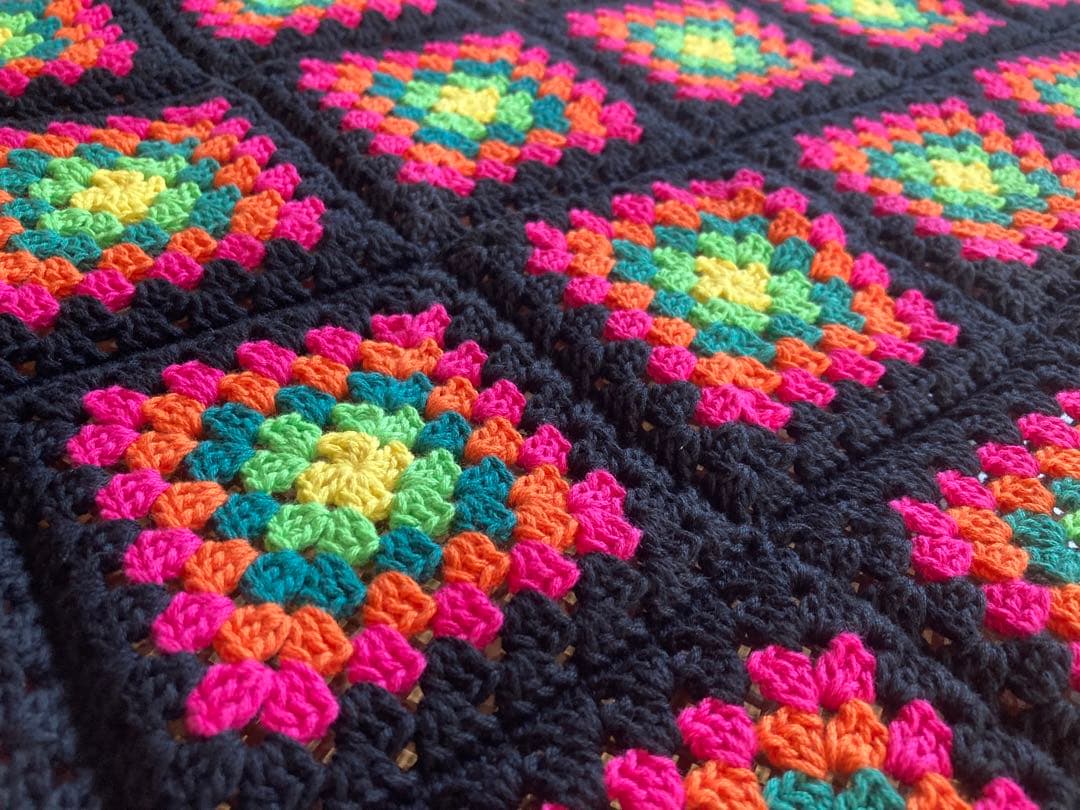 グラニースクエア モチーフ マルチカバー 90×90cm ハンドメイド♪