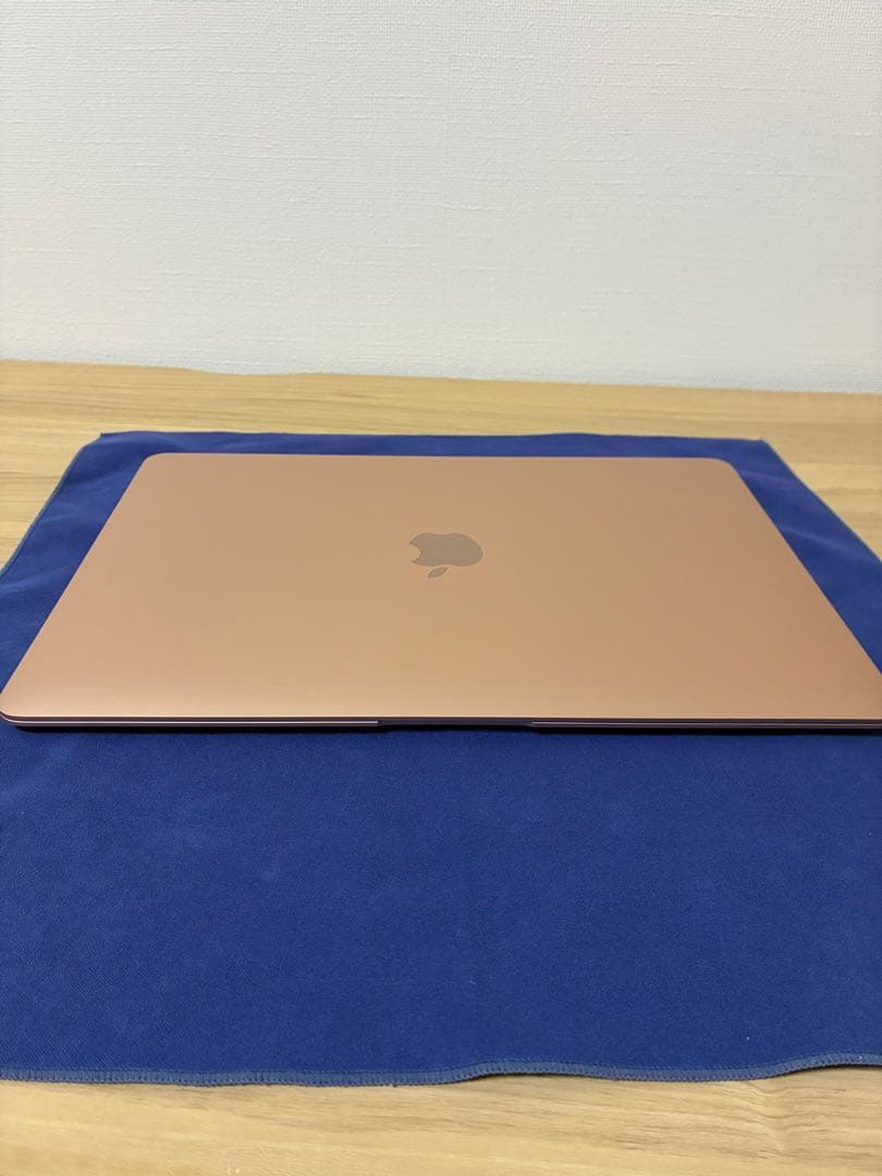 美品 MacBook Air 2019 13インチ i5 16GB/1TB
