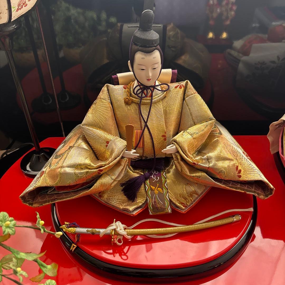 伝統的な雛人形セット