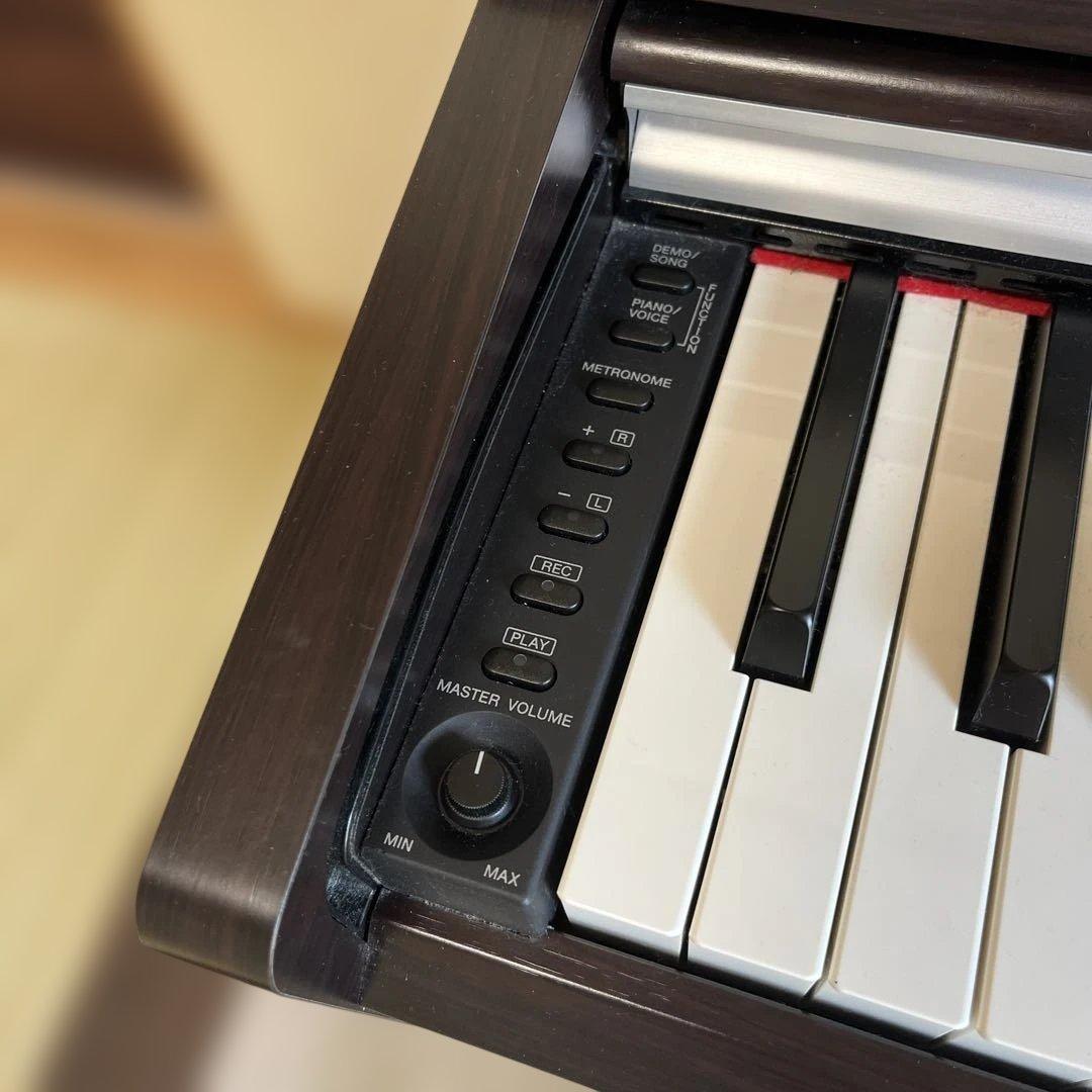 YAMAHA YDP-141 電子ピアノ　椅子付き　着払いか直接引き取り