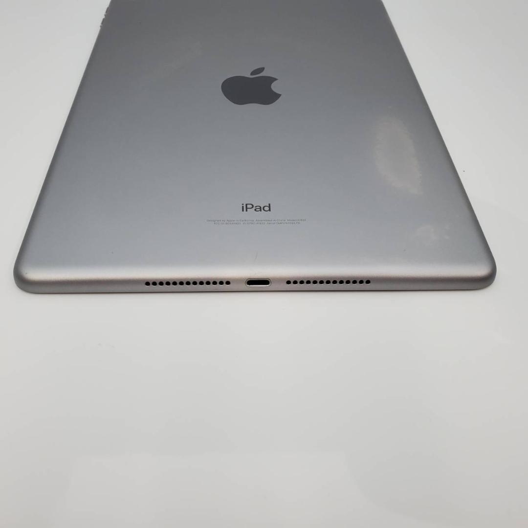 良品 Apple iPad 第5世代 32GB Wi-Fiモデル タブレット