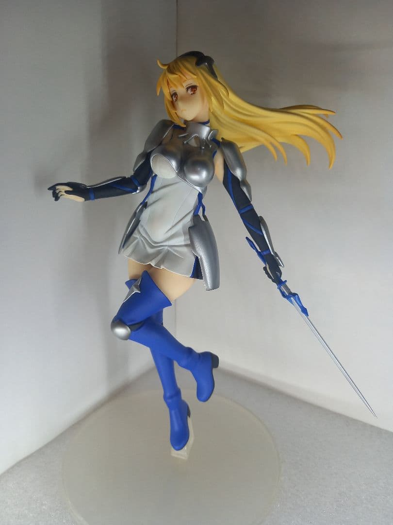 ダンまち フィギュア 8体 まとめ セット美品 レア物