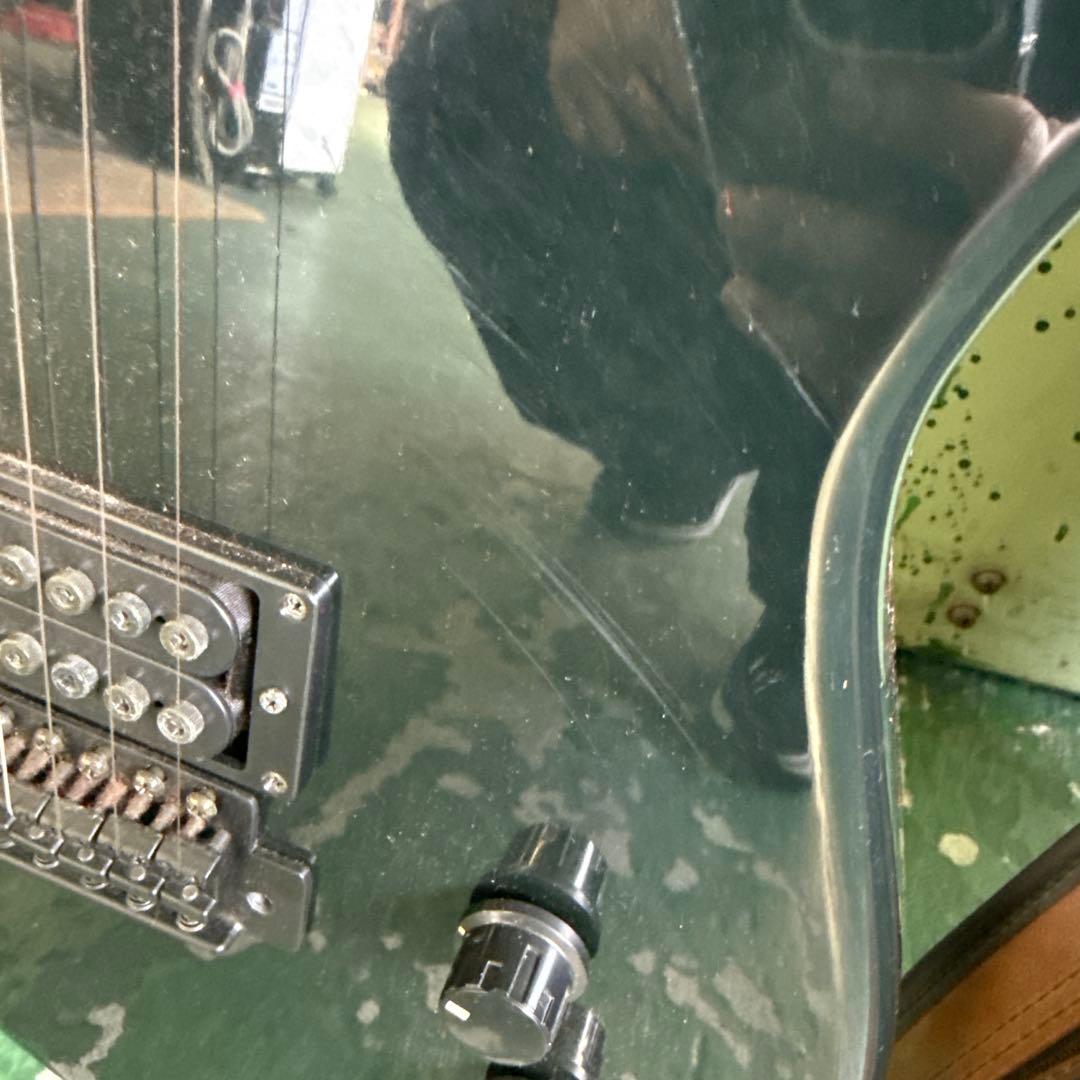 A*p様 FRS エレキギター 黒 ギターケース付き 弦楽器 音楽 ミュージック