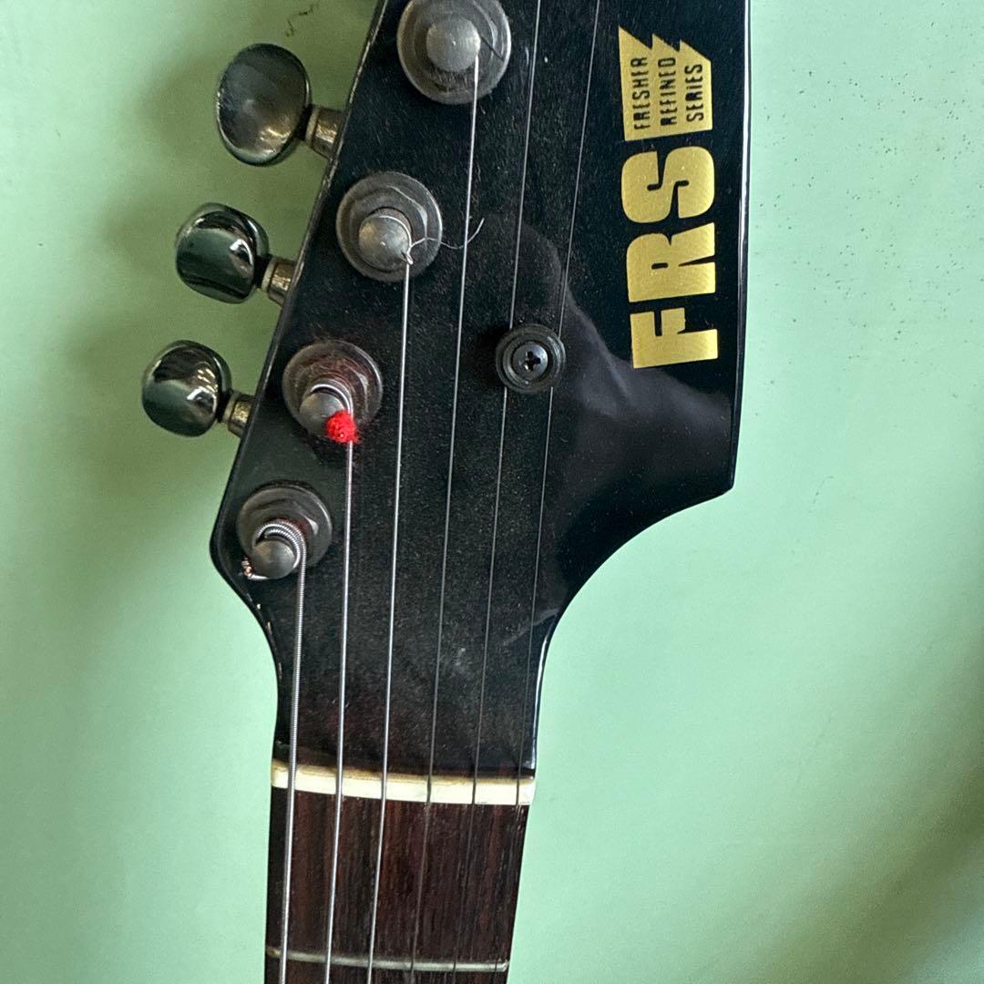 A*p様 FRS エレキギター 黒 ギターケース付き 弦楽器 音楽 ミュージック