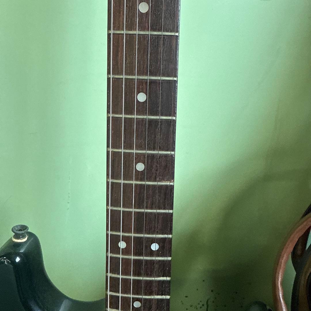 A*p様 FRS エレキギター 黒 ギターケース付き 弦楽器 音楽 ミュージック