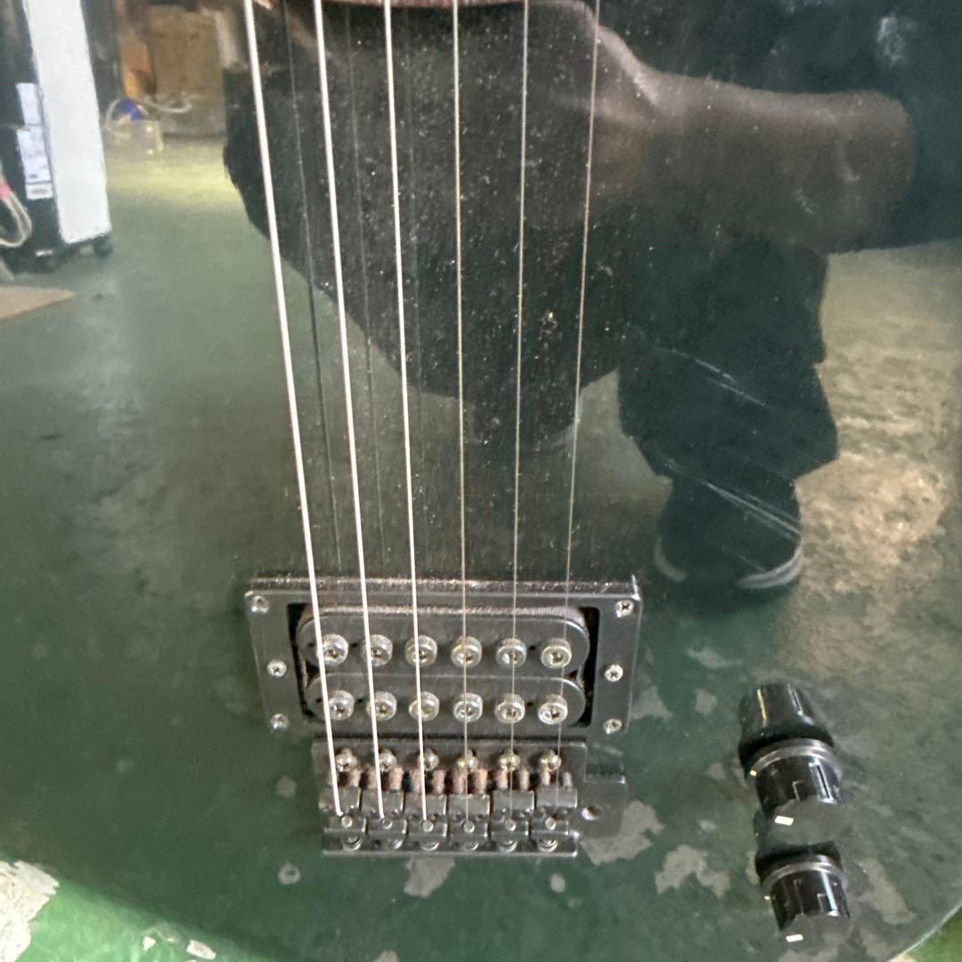 A*p様 FRS エレキギター 黒 ギターケース付き 弦楽器 音楽 ミュージック