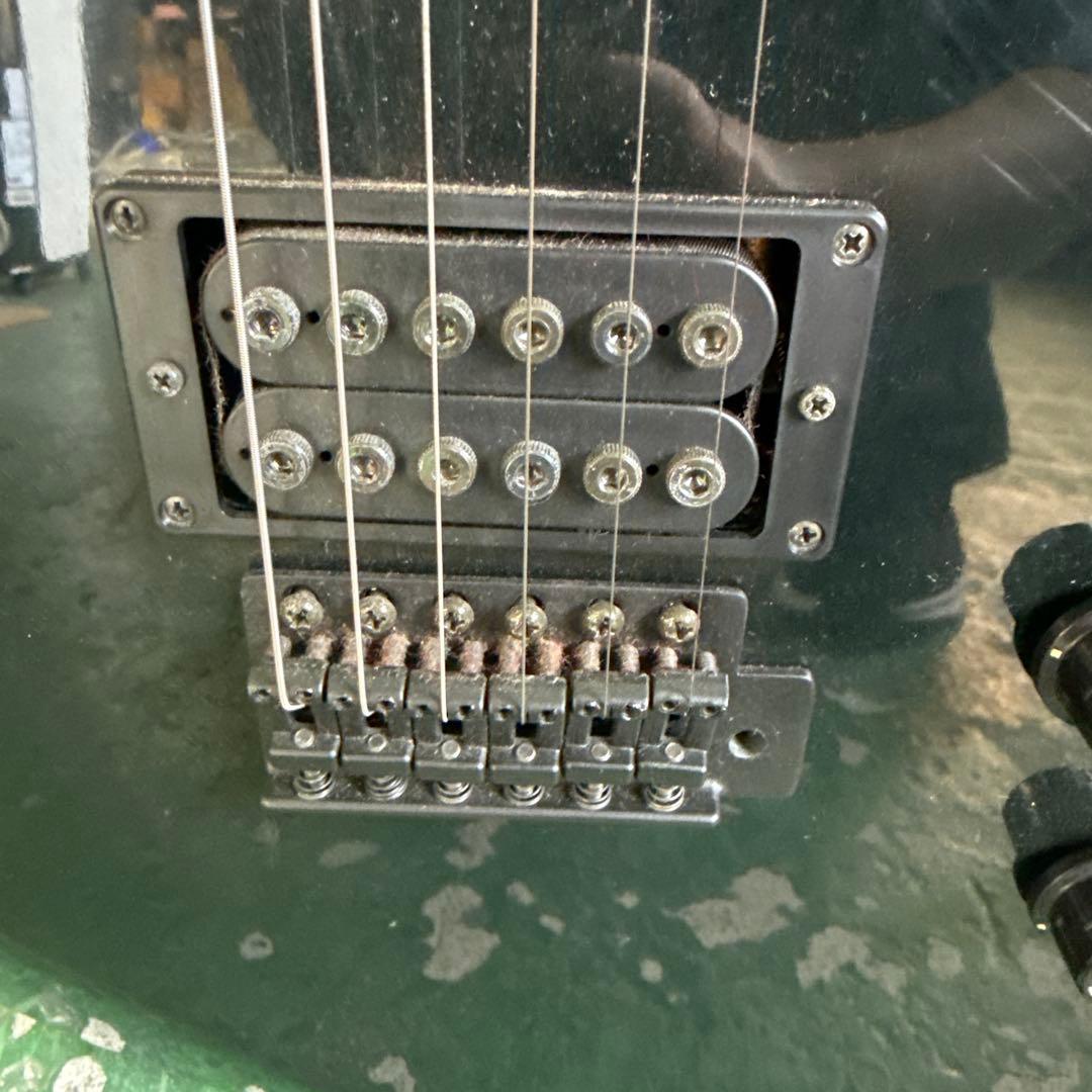 A*p様 FRS エレキギター 黒 ギターケース付き 弦楽器 音楽 ミュージック