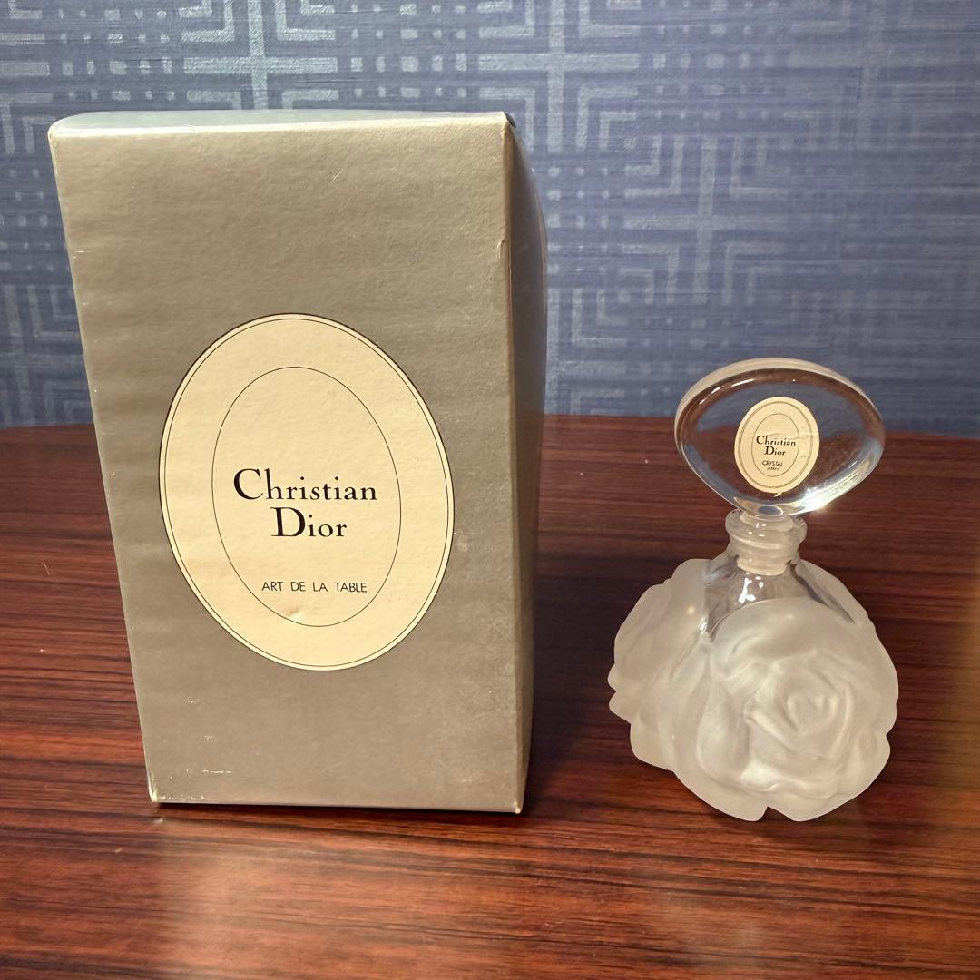 Christian Dior ART DE LA TABLE ボトル　薔薇　高級