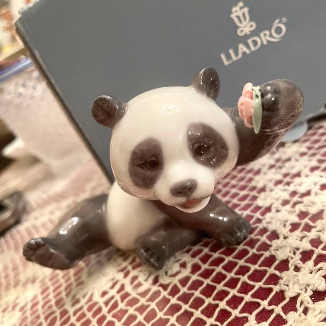 新品　未使用　箱付き　リヤドロ　パンダ　スペイン製　花　ビンテージ　希少　レア