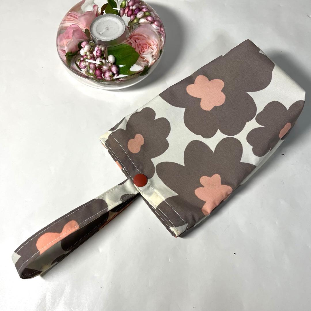 モチむぎ☘️エコバッグ　北欧風グレージュ大花柄　撥水　ミニバッグ付き