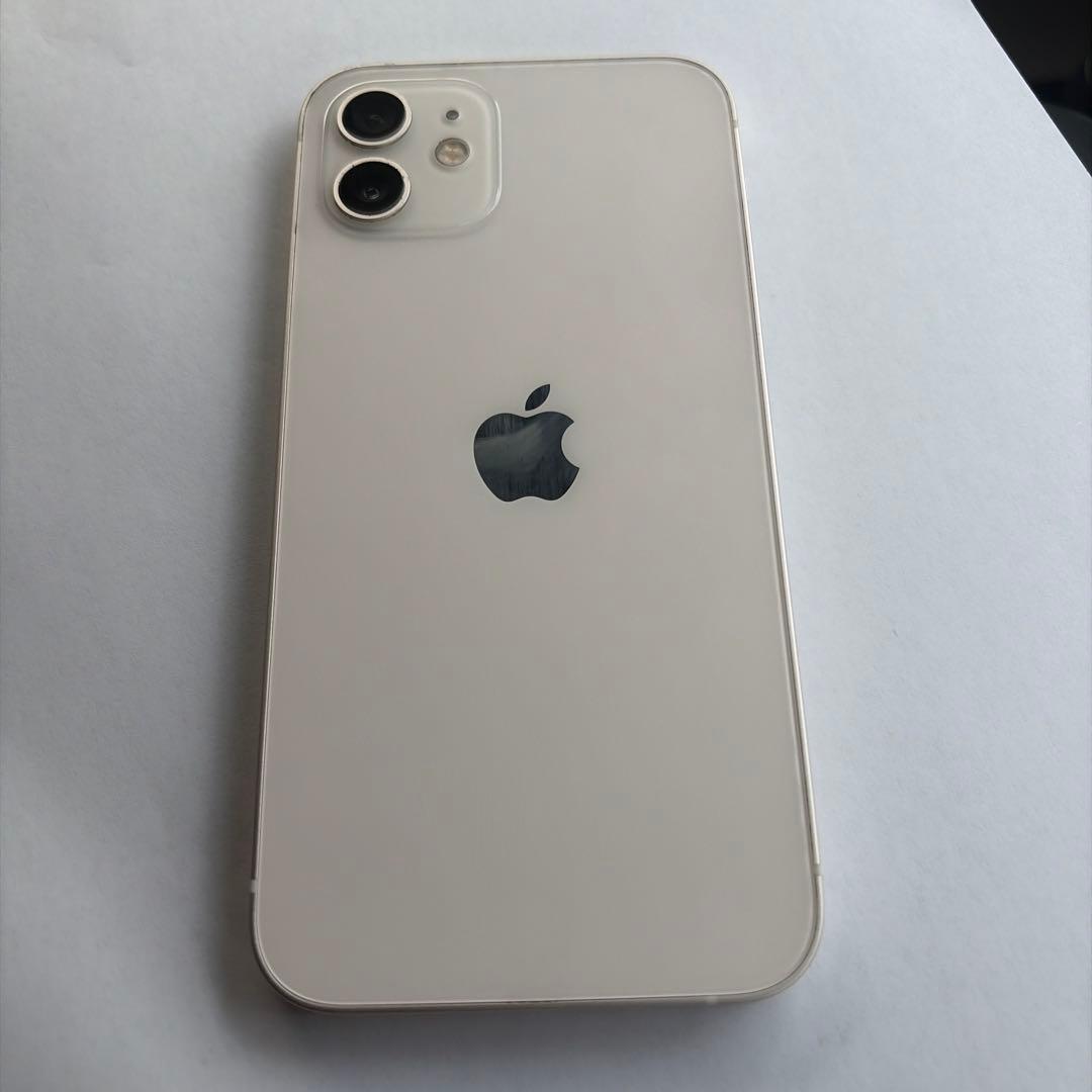 Apple iPhone 11 ホワイト 画面ひびあり