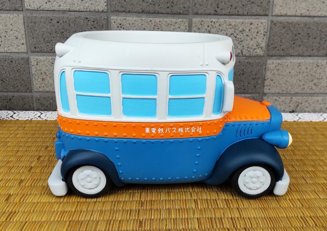 となりのトトロ ジオラマボックス ボンネットバス とトトロ　新品未使用