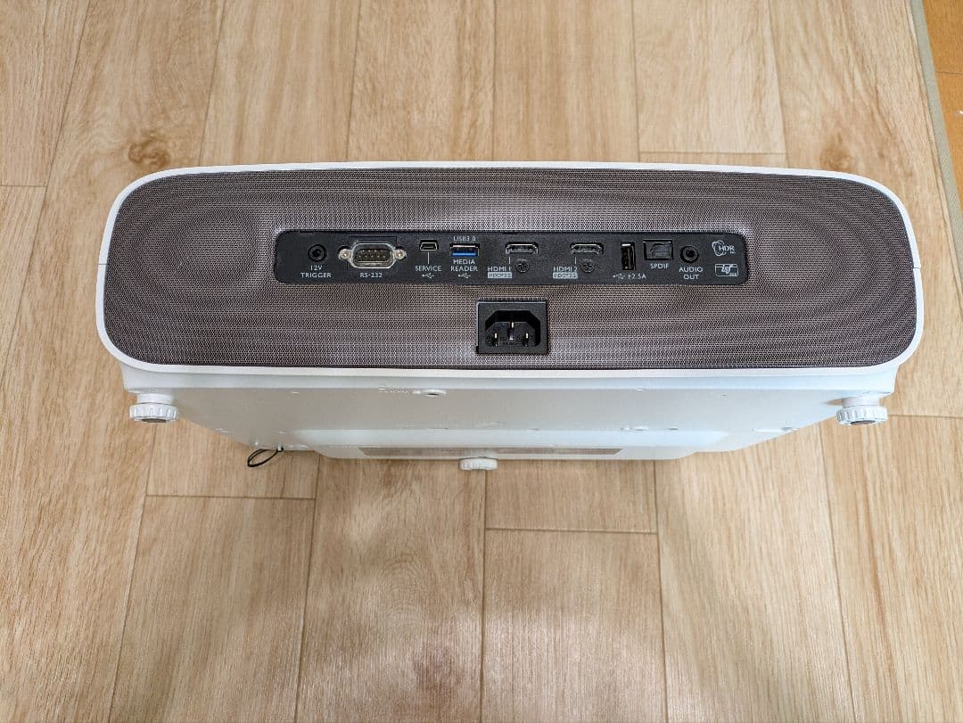 【美品】BenQ プロジェクター HT3550