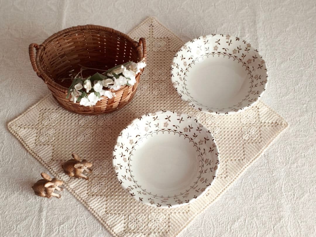 * vintage plate ❀ 優しい 小花柄の 深皿 b