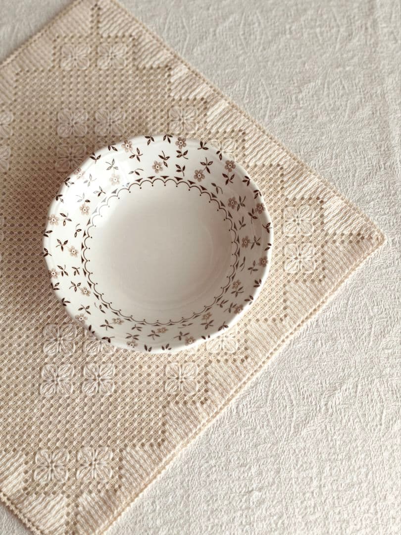 * vintage plate ❀ 優しい 小花柄の 深皿 b