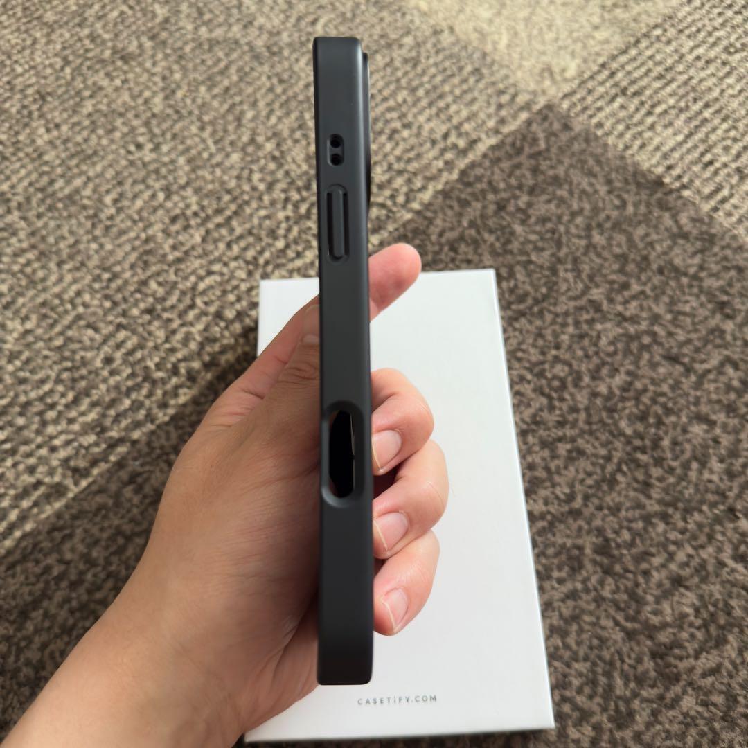 Casetify iPhone16Pro Max用ミラーケース