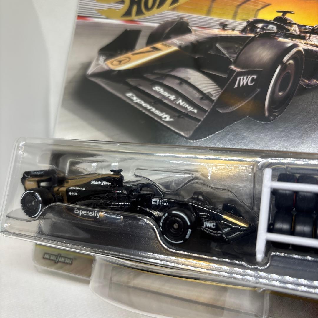 ホットウィール RLC 限定F1 The Movie APXGP ブラッドピット