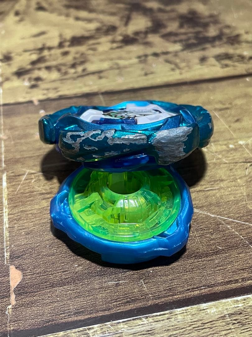 ベイコード無し　ベイブレードX UX-00エアロペガサス3-70A中古品　箱付き