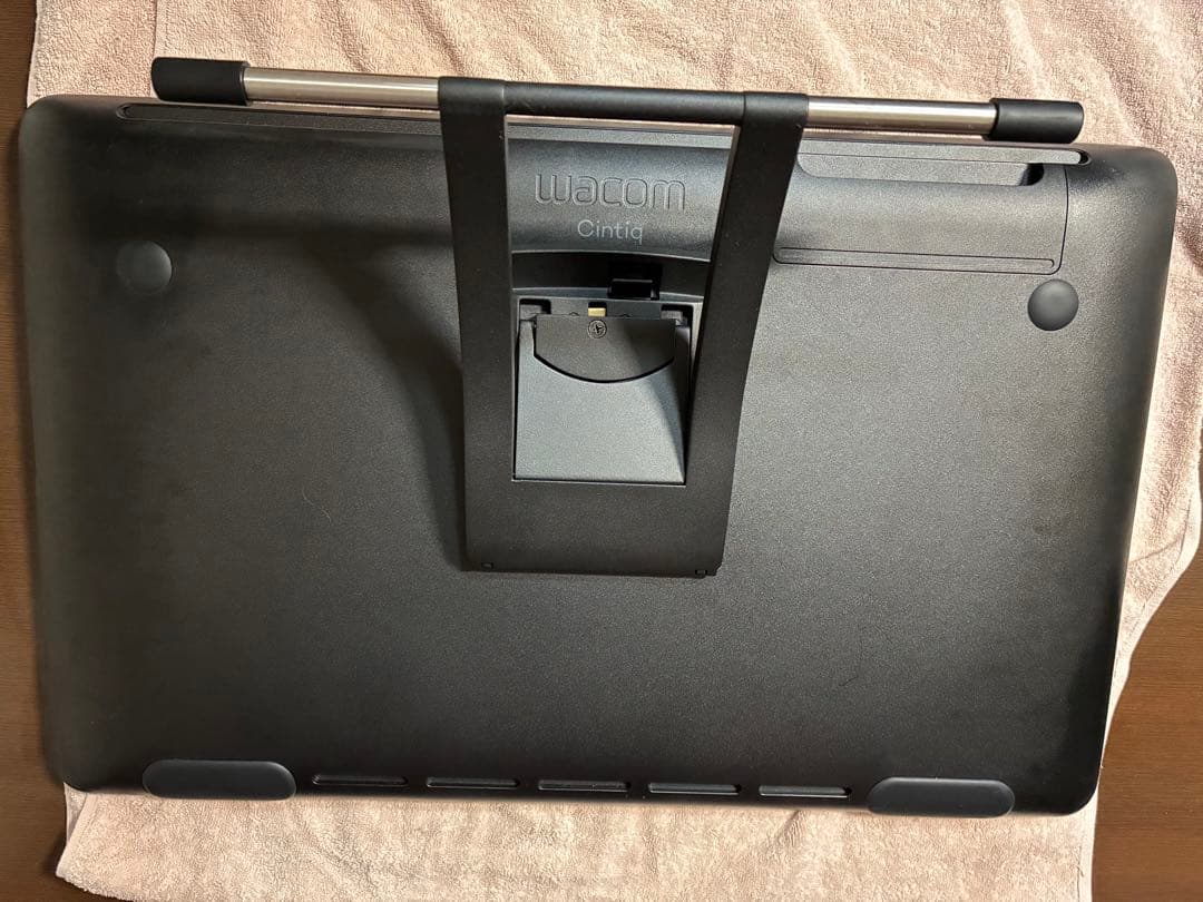 WACOM Cintiq 22 21.5型 DTK2260K0