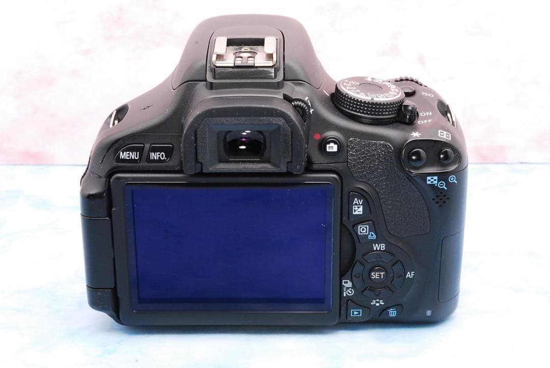キャノン Kiss X5☆一眼レフカメラ☆初心者向け☆簡単操作☆バッグ付