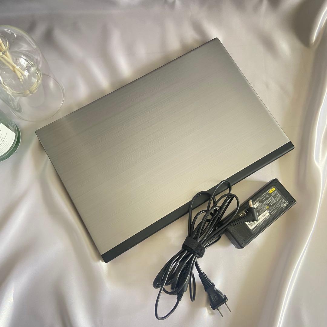 Windows11 13.3型 i5薄型 ドスパラノートパソコン カメラ付き