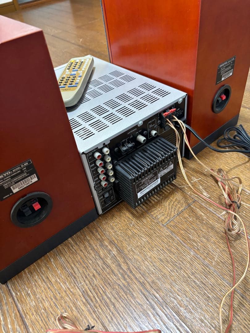 【ジャンク品】ONKYO CD MDオーディオ　ミニコンポ