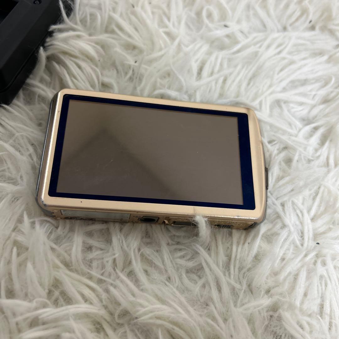 Panasonic LUMIX DMC-FP7 ゴールド　一部動作確認済み