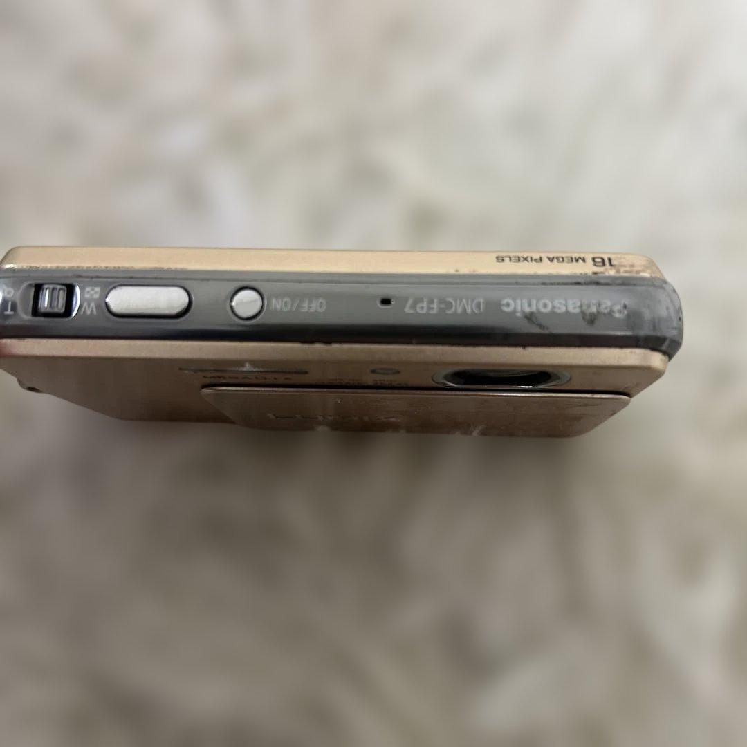 Panasonic LUMIX DMC-FP7 ゴールド　一部動作確認済み