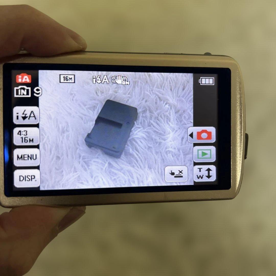 Panasonic LUMIX DMC-FP7 ゴールド　一部動作確認済み