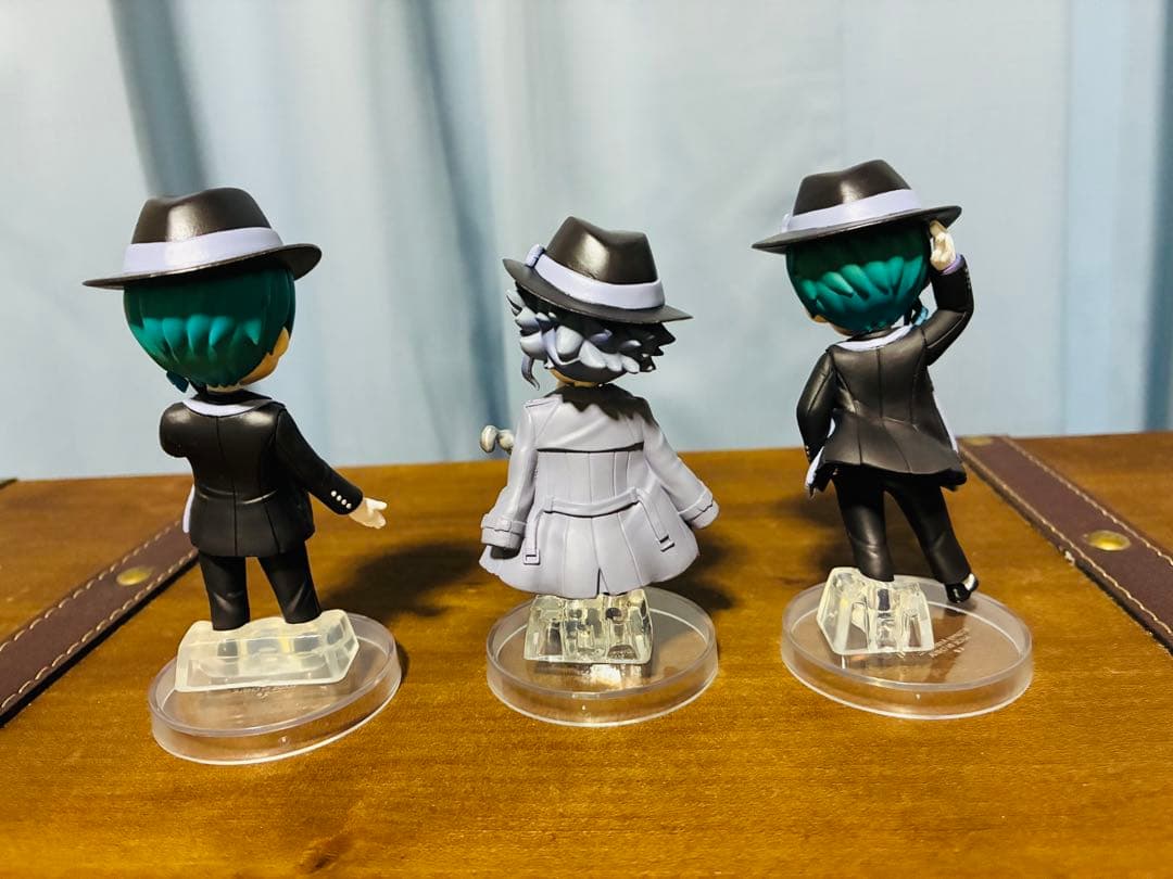 デフォルメフィギュア ツイステ オクタ　アズール　フロイド　ジェイド　3体セット