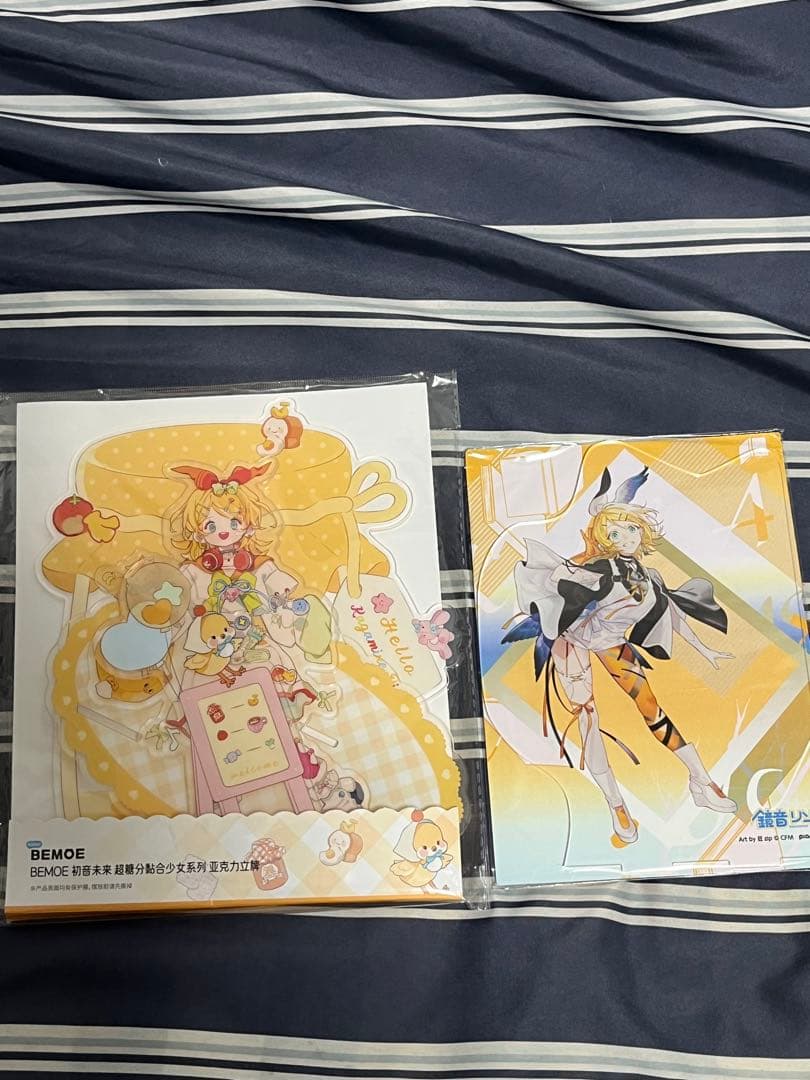 ＊商品説明文要確認＊ 鏡音リン　アクリルスタンド