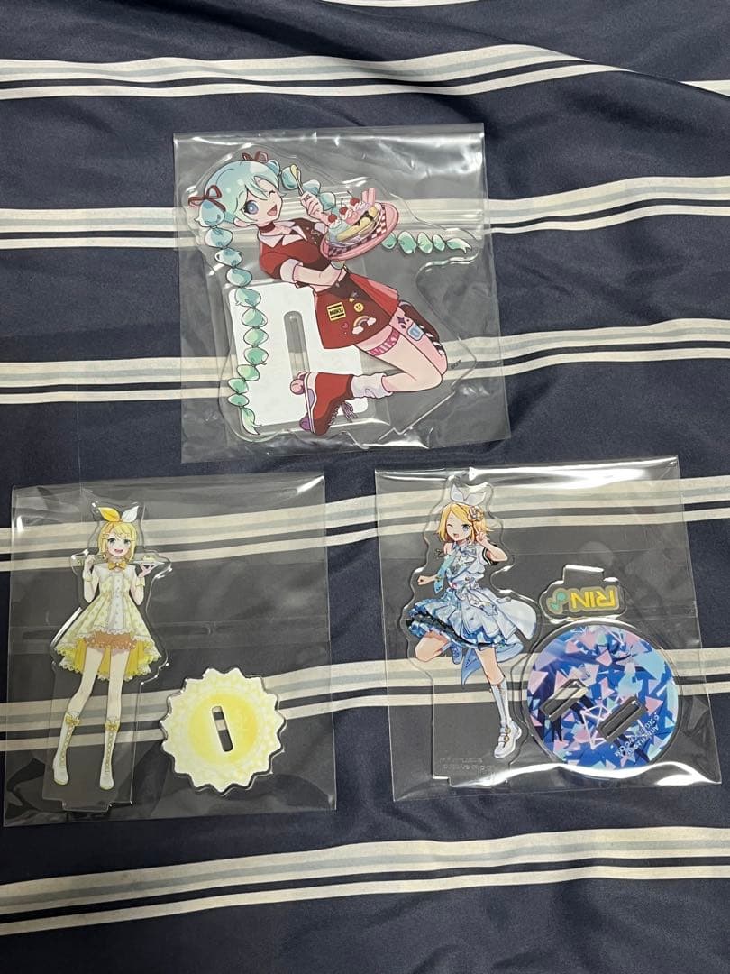 ＊商品説明文要確認＊ 鏡音リン　アクリルスタンド