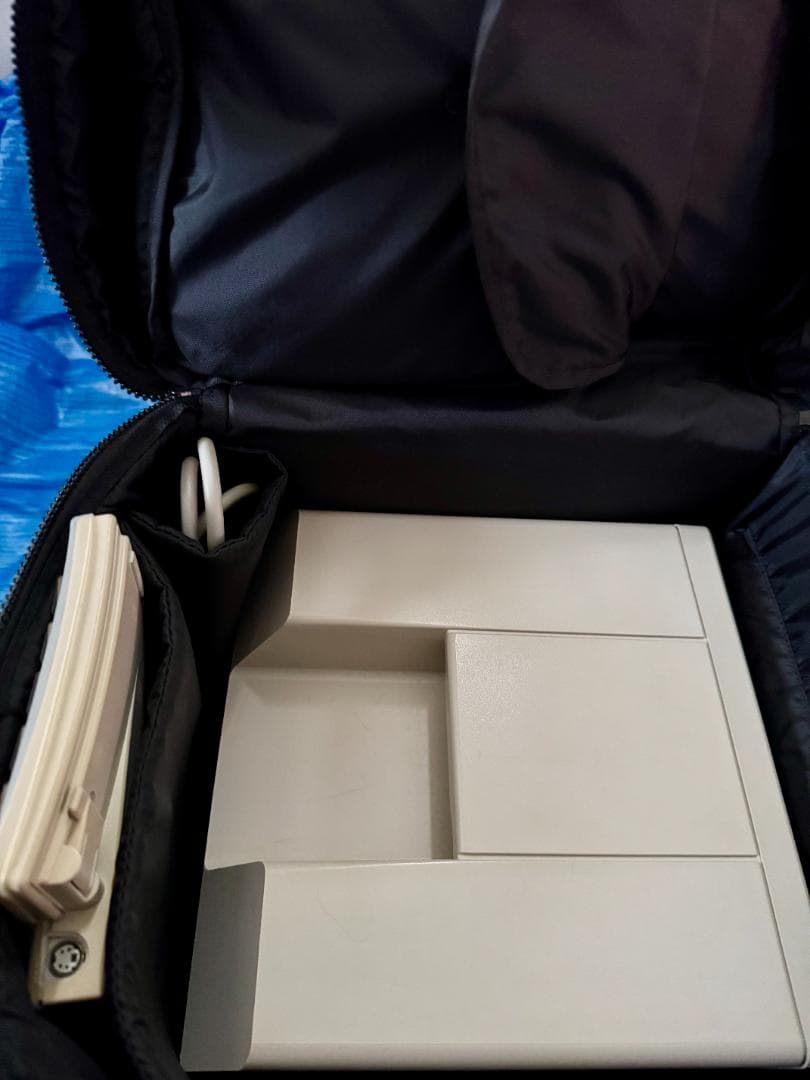 Macintosh SE/30 動作・美品 + Inside Macintosh