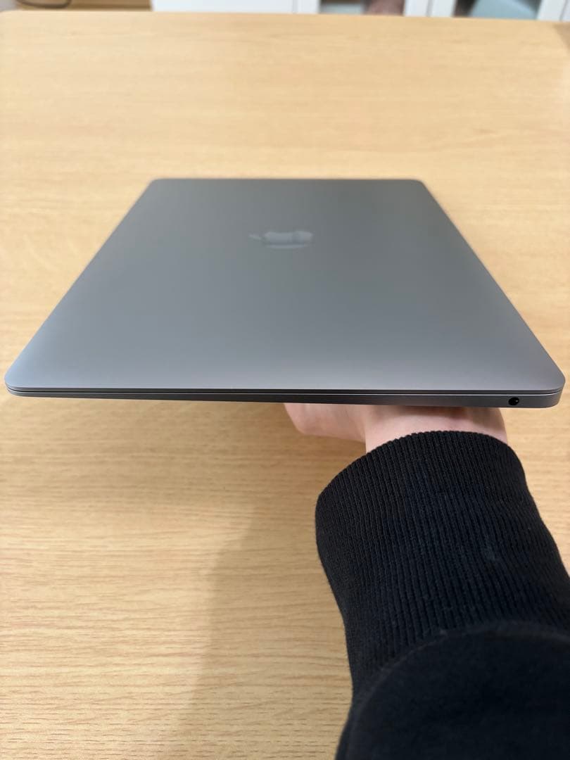 明日まで！Apple MacBook Air M1 (2020) スペースグレイ