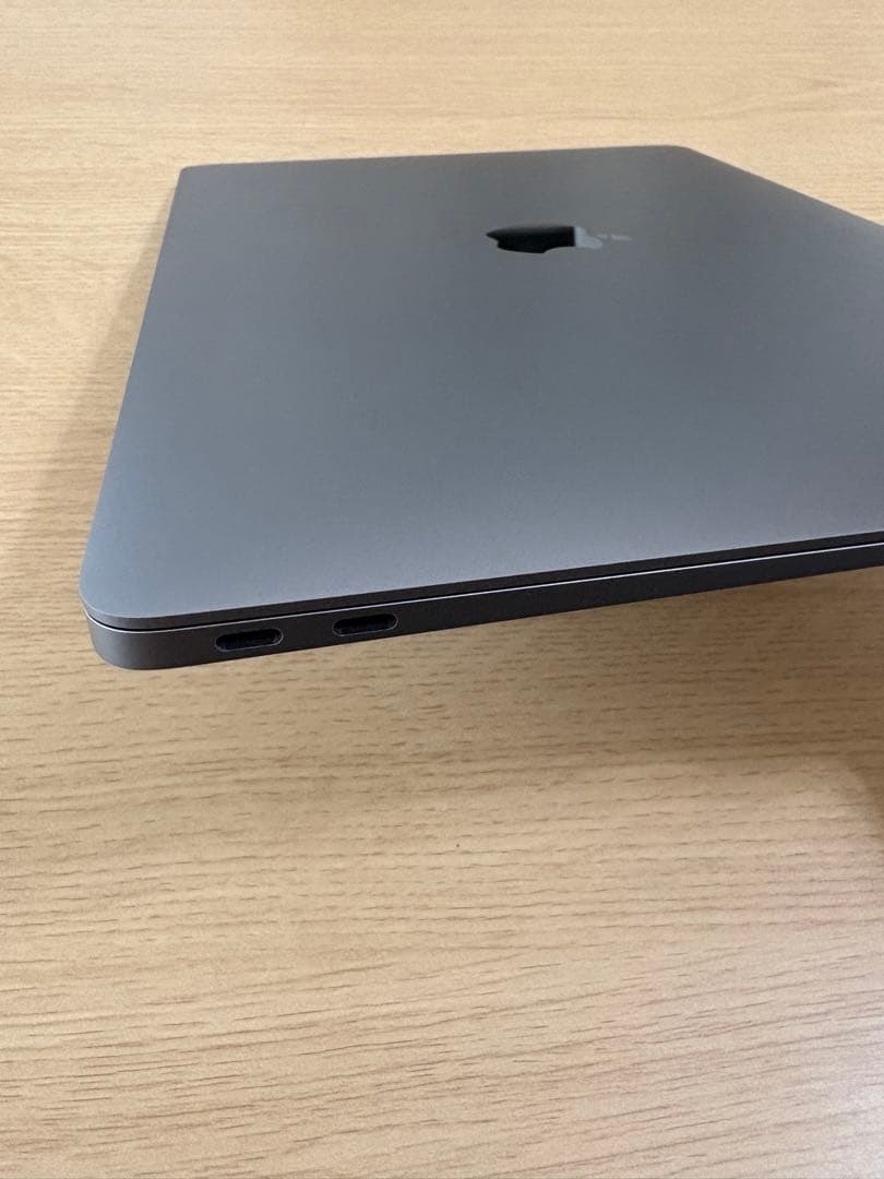 明日まで！Apple MacBook Air M1 (2020) スペースグレイ