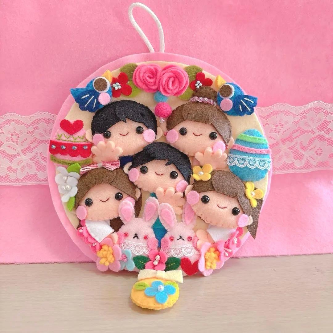 フェルトリース・フェルト飾り・フレーム飾り・ハンドメイド